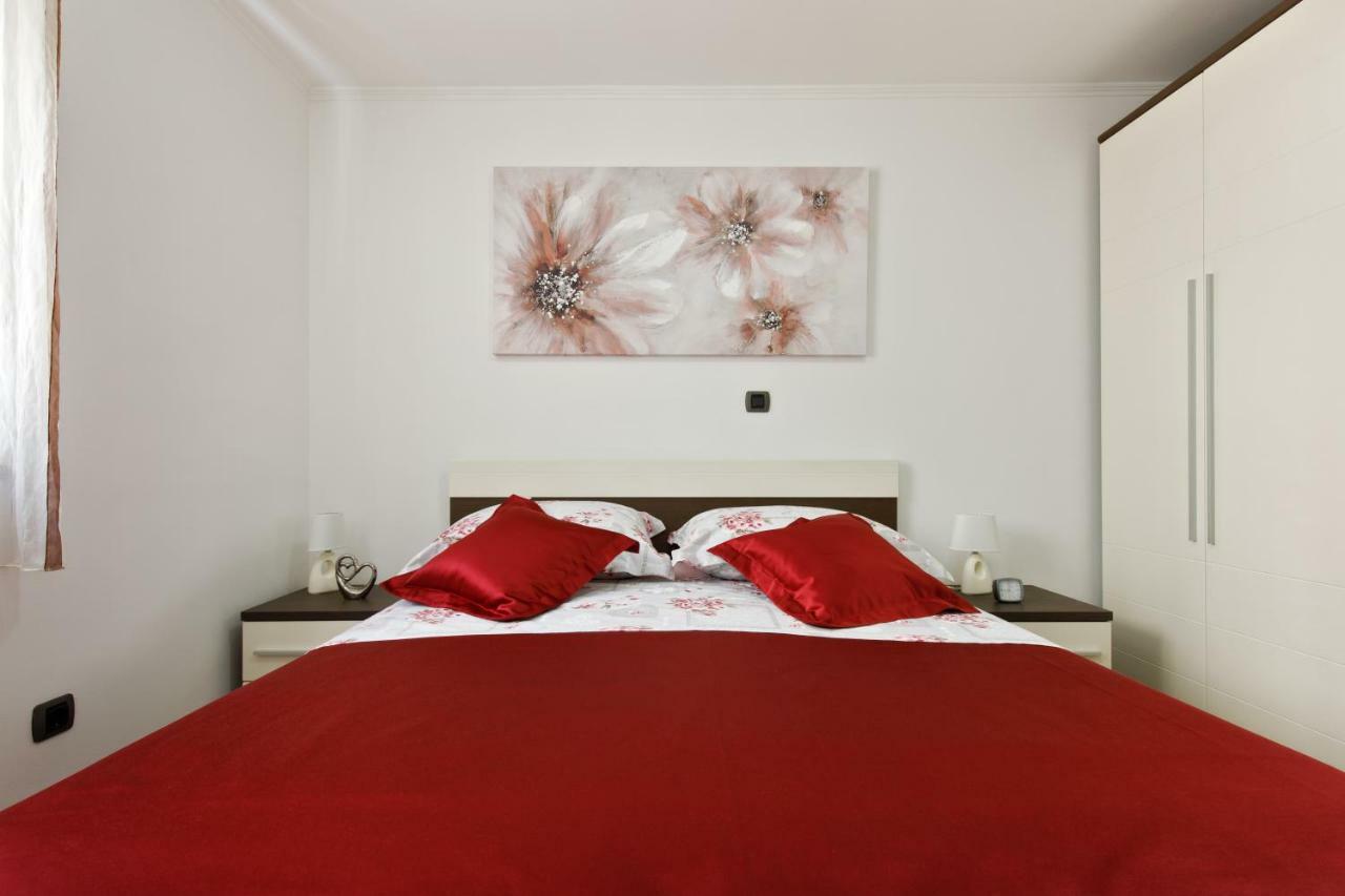 Apartment Punda Split Exterior photo